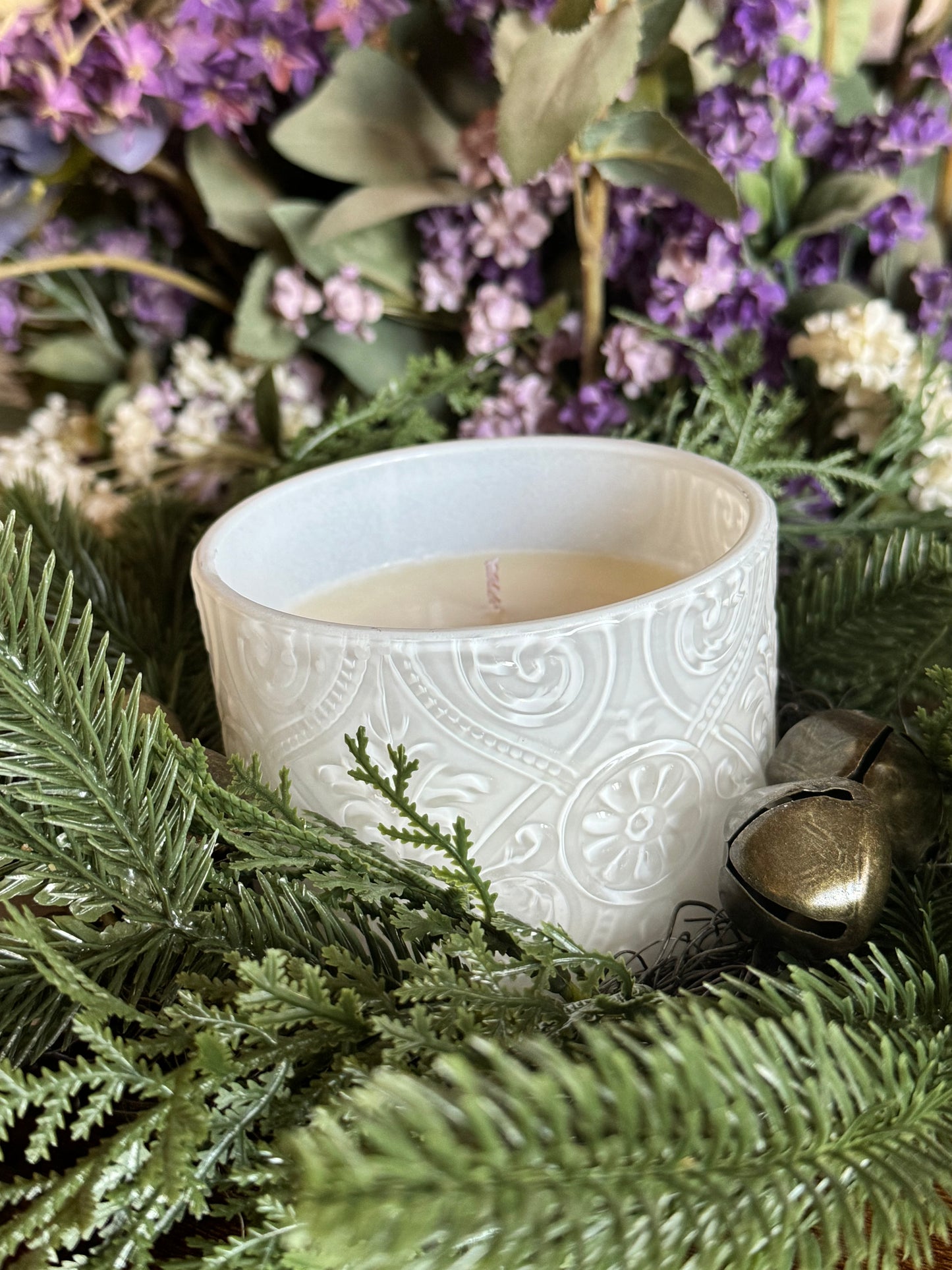 Two wick soy wax scented candle