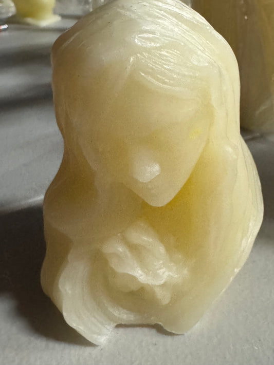 Beeswax Our Lady devotional Candle natural